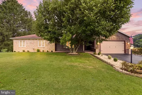 12307 Henry Dr SW, La Vale, MD 21502