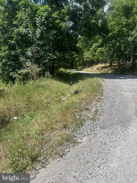Log Trail Road, Cumberland, MD 21502