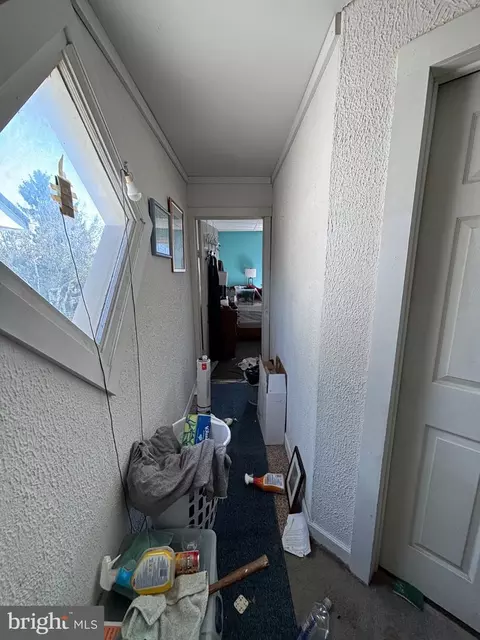 Entry Way - 202 Elder St, Cumberland, MD 21502 photo 4 of 16
