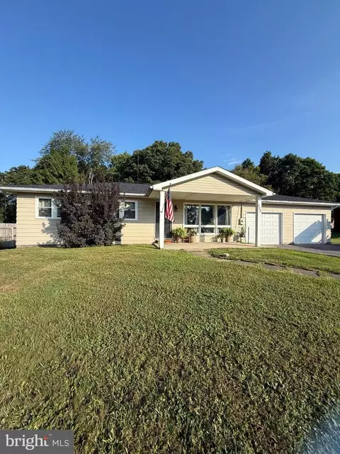 232 Shaw St, Frostburg, MD 21532