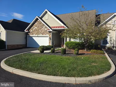 12617 Nicklaus Ct, Cumberland, MD 21502