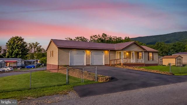 14200 Walter Dr SW, Cumberland, MD 21502