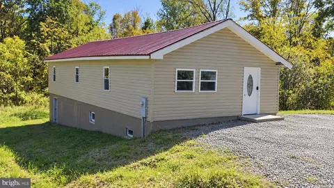 15700 Mile Ln NW, Mount Savage, MD 21545