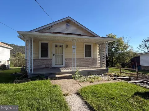 12714 Valley View Ave, Cresaptown, MD 21502
