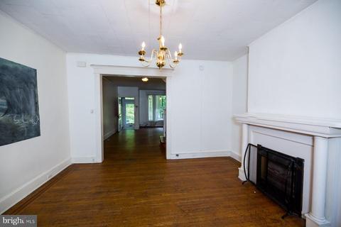 307 E 33rd St, Baltimore, MD 21218 photo 7