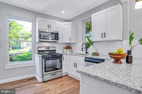 2302 E Cold Spring Ln, Baltimore, MD 21214 photo 11