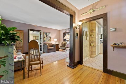 2201 Chilham Rd, Baltimore, MD 21209 photo 4