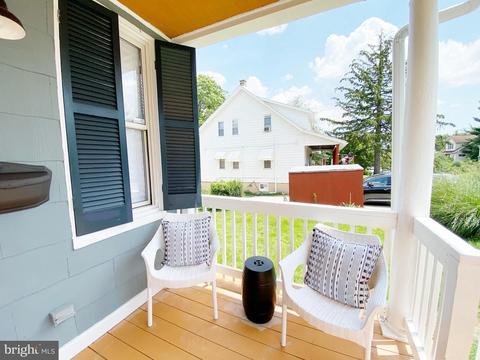 2924 Sylvan Ave, Baltimore, MD 21214 photo 2