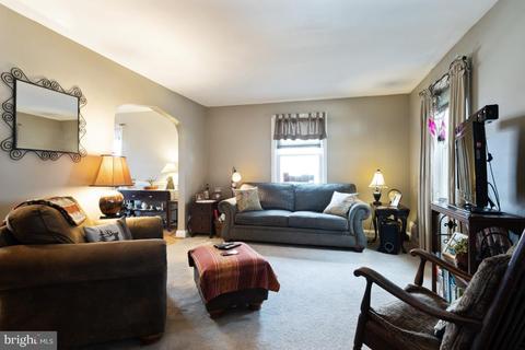 2317 Hemlock Ave, Baltimore, MD 21214 photo 4
