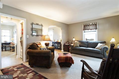 2317 Hemlock Ave, Baltimore, MD 21214 photo 3