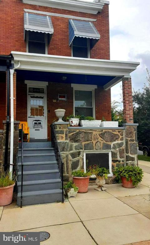 2742 E Chase St, Baltimore, MD 21213 photo 1