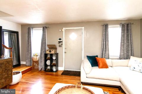 1537 Argonne Dr, Baltimore, MD 21218 photo 3