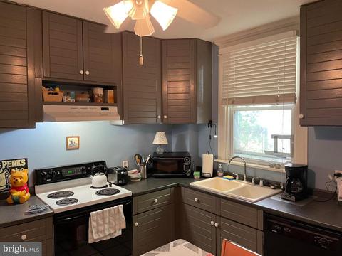 3645 Ash St, Baltimore, MD 21211 photo 17