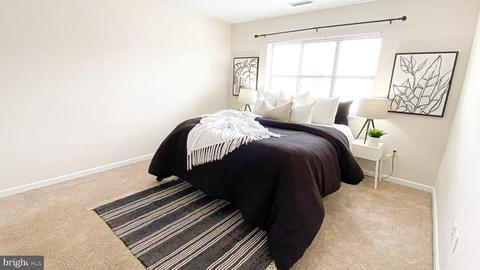2702 Lighthouse Pt E #713, Baltimore, MD 21224 photo 9