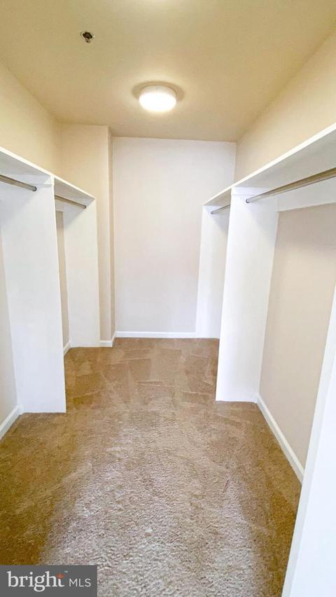 2702 Lighthouse Pt E #713, Baltimore, MD 21224 photo 13