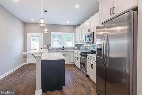 821 Harlem Ave, Baltimore, MD 21201 photo 12