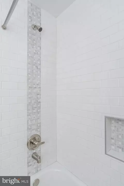 821 Harlem Ave, Baltimore, MD 21201 photo 20