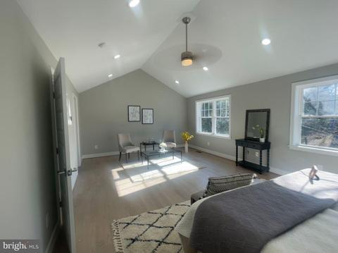 2206 Chilham Rd, Baltimore, MD 21209 photo 4