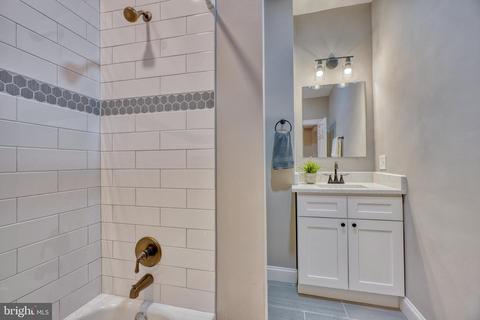 2202 E Fairmount Ave, Baltimore, MD 21231 photo 22