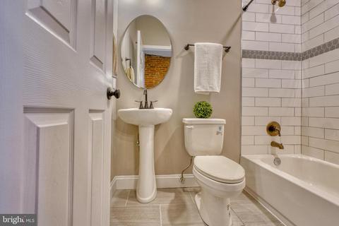 2202 E Fairmount Ave, Baltimore, MD 21231 photo 33