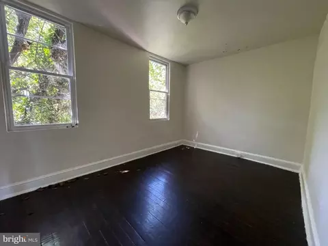 230 Collins Ave, Baltimore, MD 21229 photo 13
