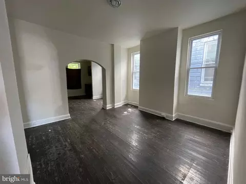 230 Collins Ave, Baltimore, MD 21229 photo 4