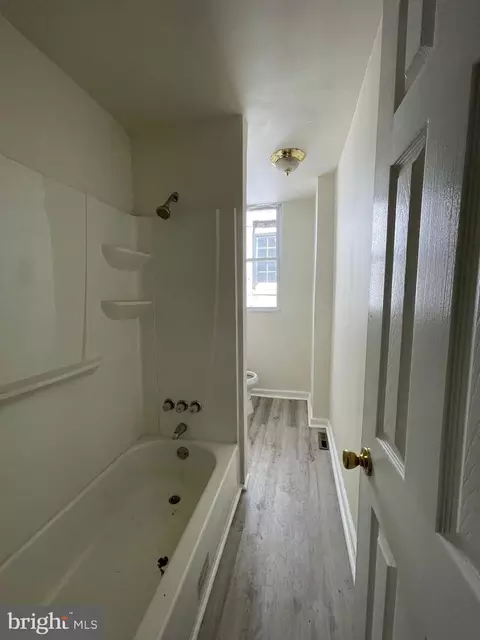 230 Collins Ave, Baltimore, MD 21229 photo 7