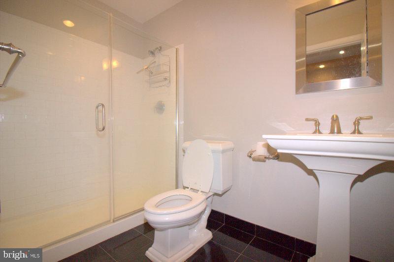  1011 Hunter St #G-3, Baltimore, MD 21202 photo 19