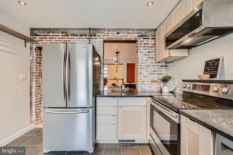 211 E Heath St, Baltimore, MD 21230 photo 13