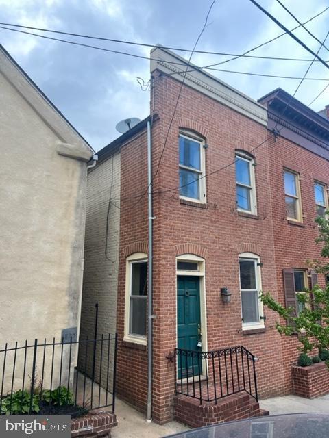456 E Cross St, Baltimore, MD 21230 photo 2