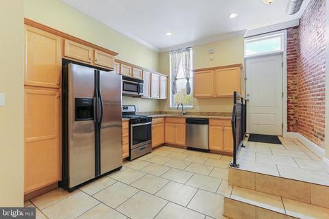 2007 Barclay St, Baltimore, MD 21218 photo 1