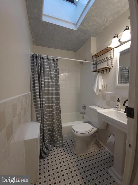 3660 Greenvale Rd, Baltimore, MD 21229 photo 11