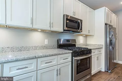 847 Harlem Ave, Baltimore, MD 21201 photo 14