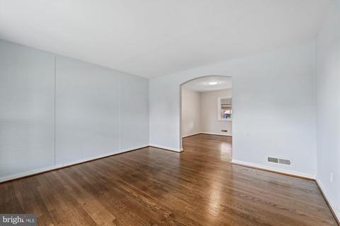 4717 Williston St, Baltimore, MD 21229 photo 7