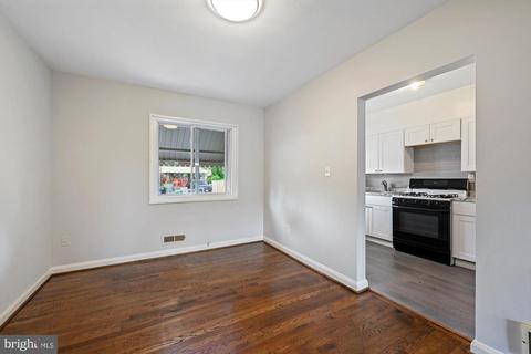 4717 Williston St, Baltimore, MD 21229 photo 8