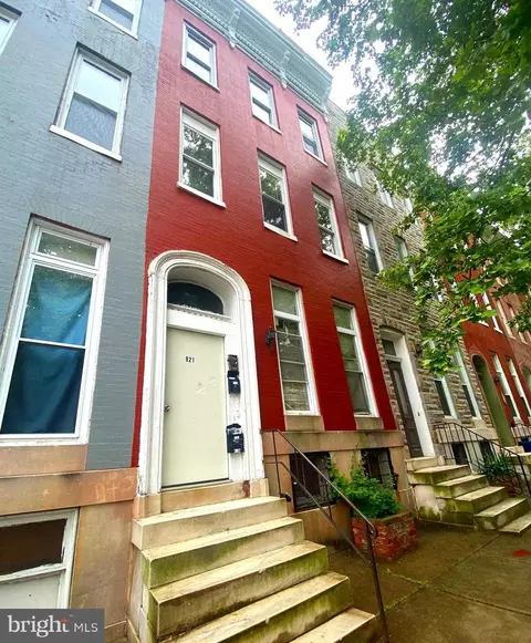921 N Carrollton Ave, Baltimore, MD 21217
