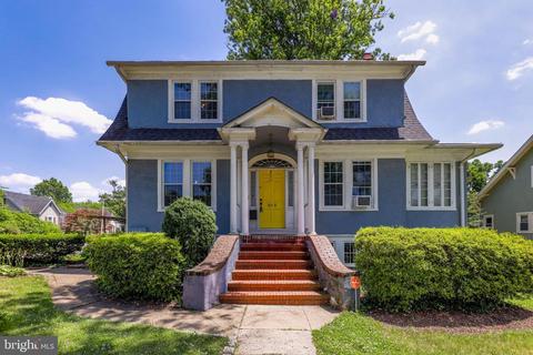 1 Mallow Hill Rd, Baltimore, MD 21229 photo 2