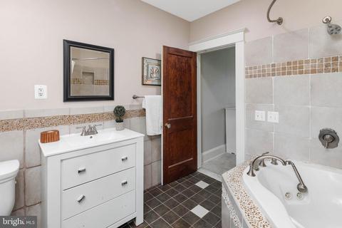 1 Mallow Hill Rd, Baltimore, MD 21229 photo 23