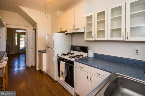 823 W 33rd St, Baltimore, MD 21211 photo 10