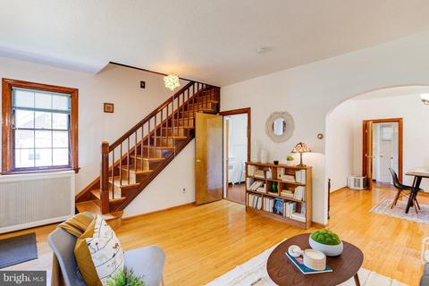 2502 E Strathmore Ave, Baltimore, MD 21214 photo 8