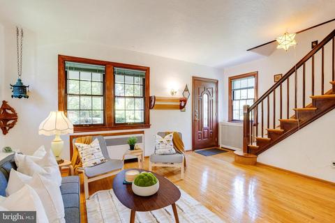 2502 E Strathmore Ave, Baltimore, MD 21214 photo 9