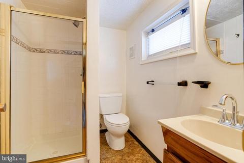 2502 E Strathmore Ave, Baltimore, MD 21214 photo 42