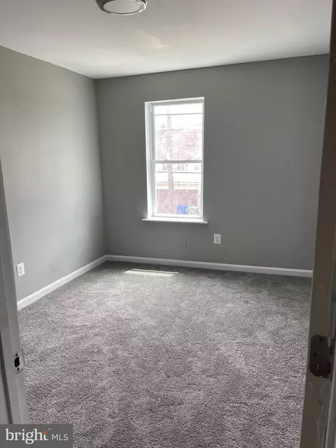 1611 E 32nd St, Baltimore, MD 21218 photo 16