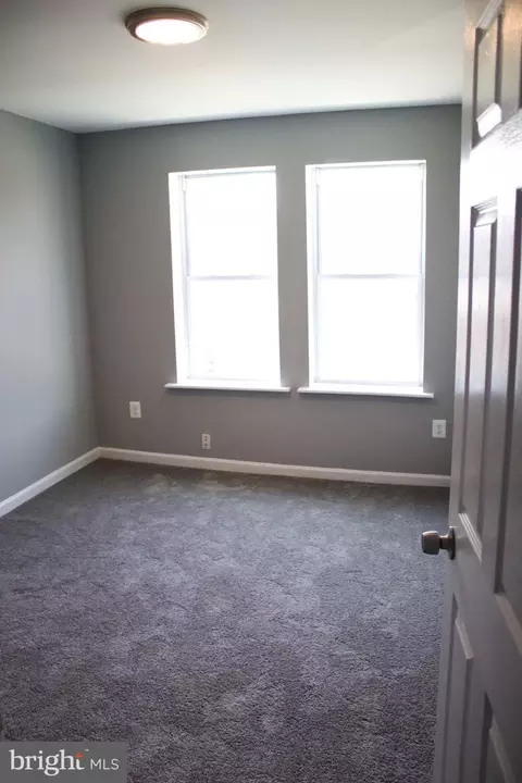 1611 E 32nd St, Baltimore, MD 21218 photo 13