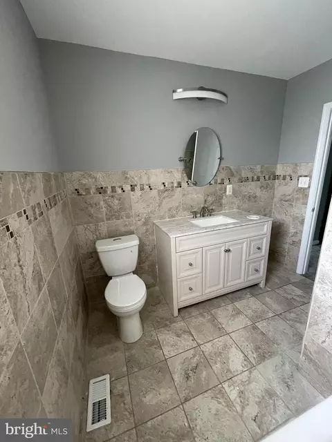 1611 E 32nd St, Baltimore, MD 21218 photo 20