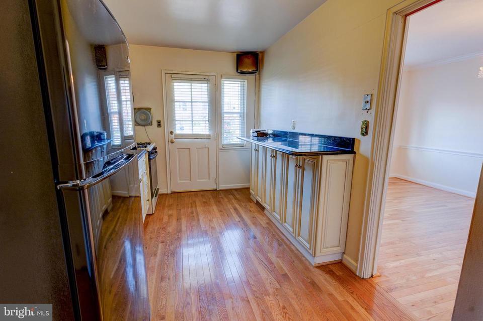  1909 Winford Rd, Baltimore, MD 21239 photo 9