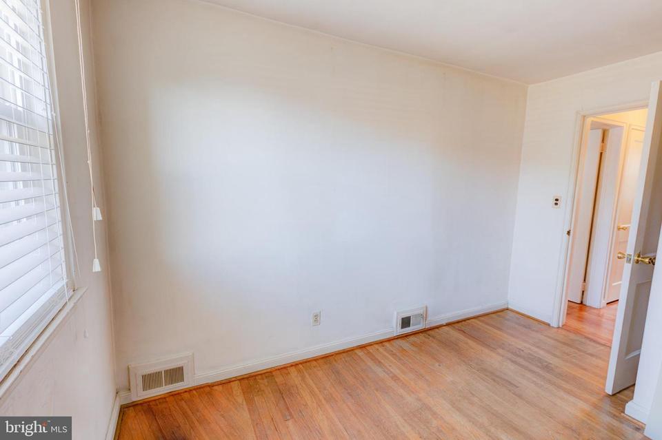  1909 Winford Rd, Baltimore, MD 21239 photo 15