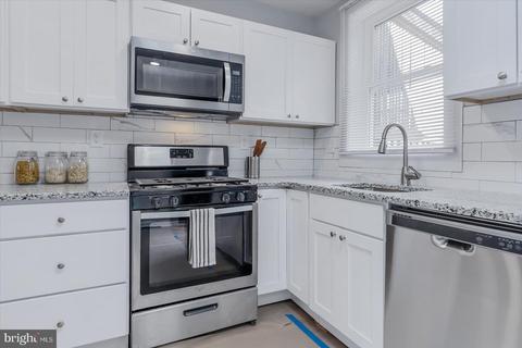 115 S Calhoun St, Baltimore, MD 21223