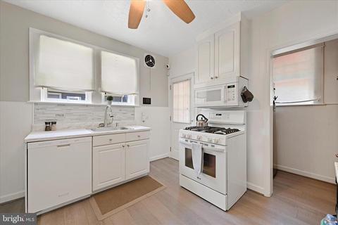 2918 Chesley, Baltimore, MD 21234 photo 13