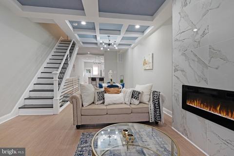 1717 N Caroline St, Baltimore, MD 21213
